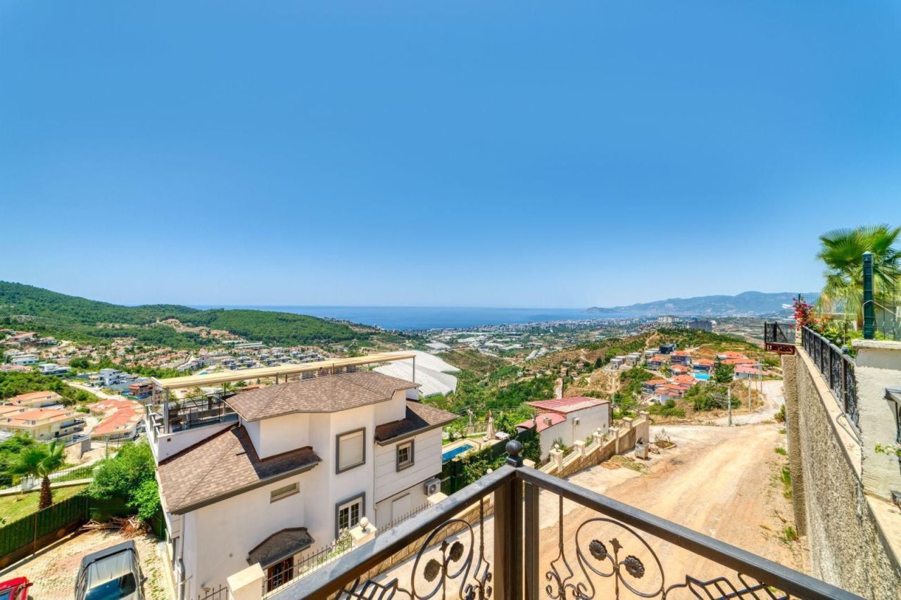 Вилла в Алании, Турция, 315 м² - фото 16