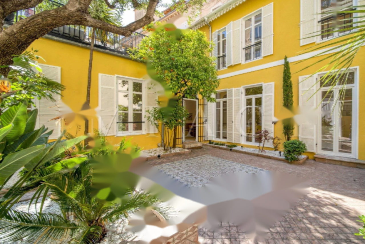 Квартира в Каннах, Франция, 132 м² - фото 2