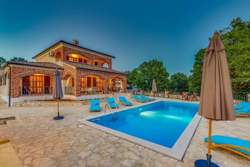 Вилла Višnjan, Хорватия, 205 м² - фото 2