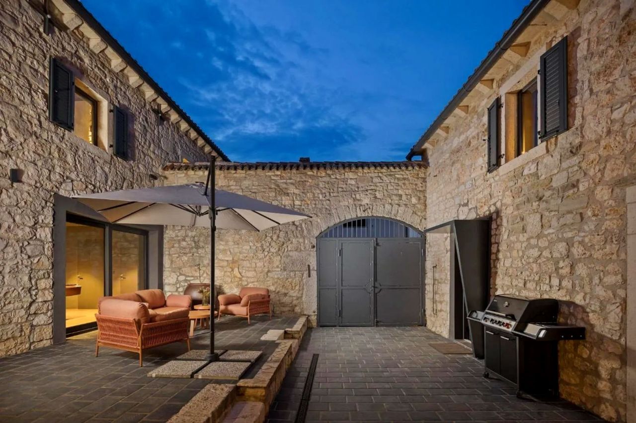 Вилла в Порече, Хорватия, 350 м² - фото 3