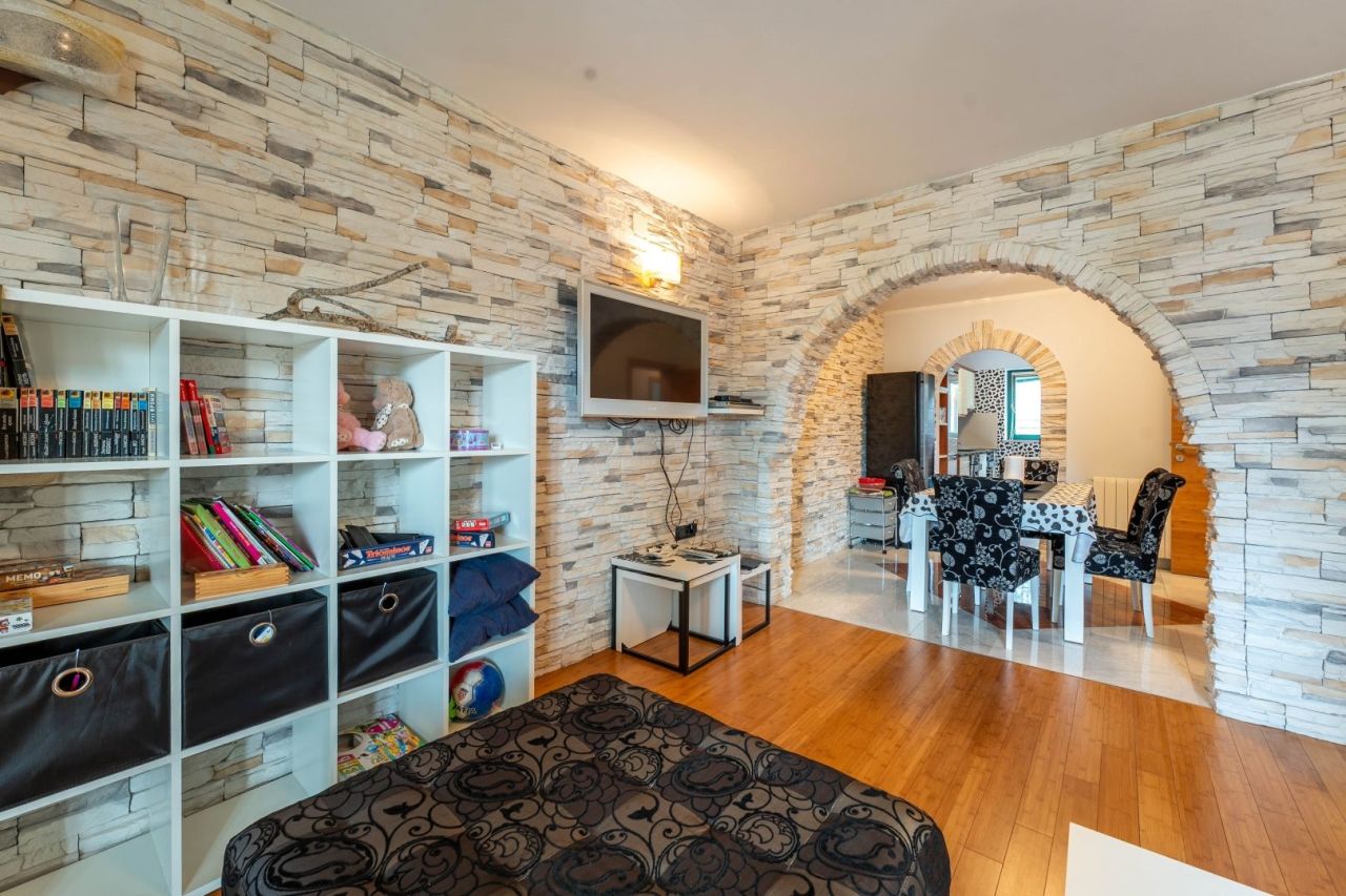 Вилла в Опатии, Хорватия, 261 м² - фото 3