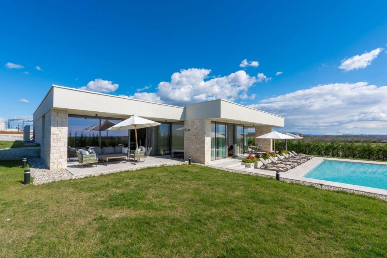 Вилла в Бртонигле, Хорватия, 341 м² - фото 3