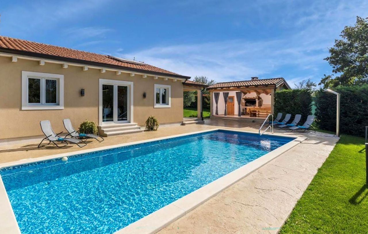 Вилла в Тиняне, Хорватия, 140 м² - фото 3