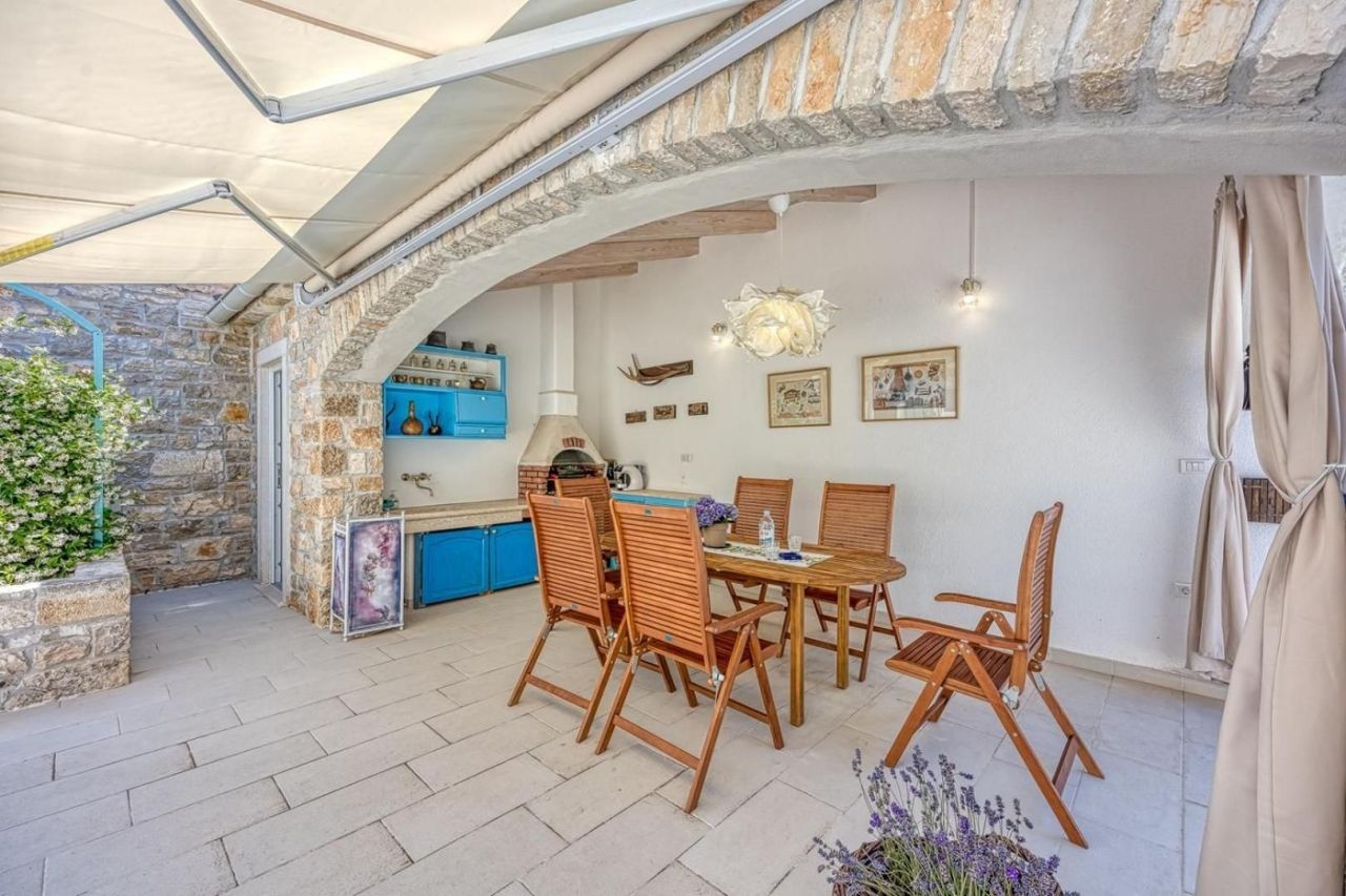 Вилла Sveti Lovreč, Хорватия, 220 м² - фото 5