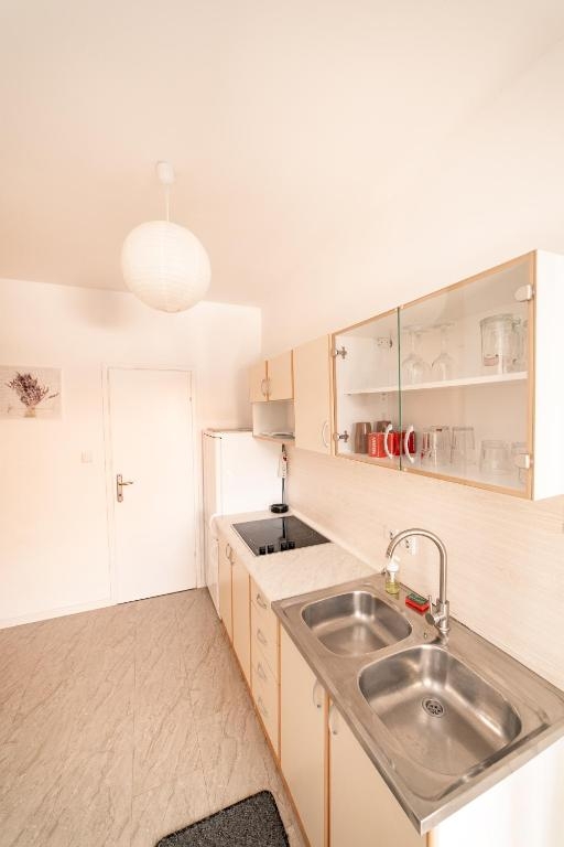 Отель, гостиница Novalja, Хорватия, 365 м² - фото 6