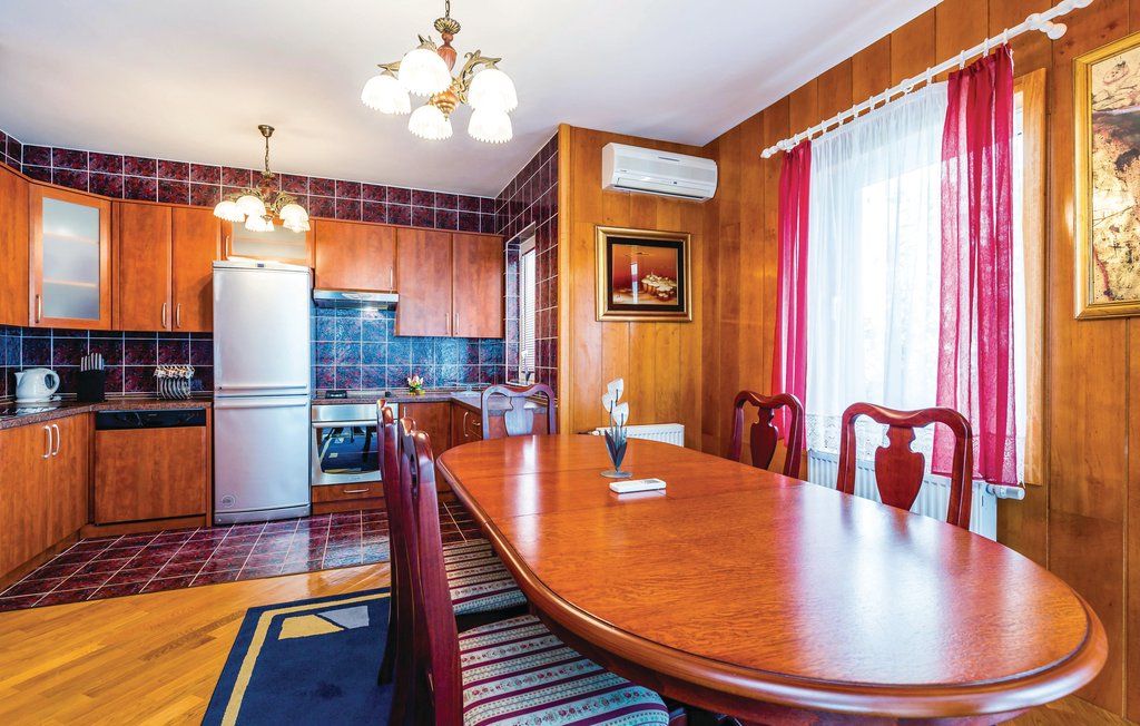 Вилла в Опатии, Хорватия, 489 м² - фото 7