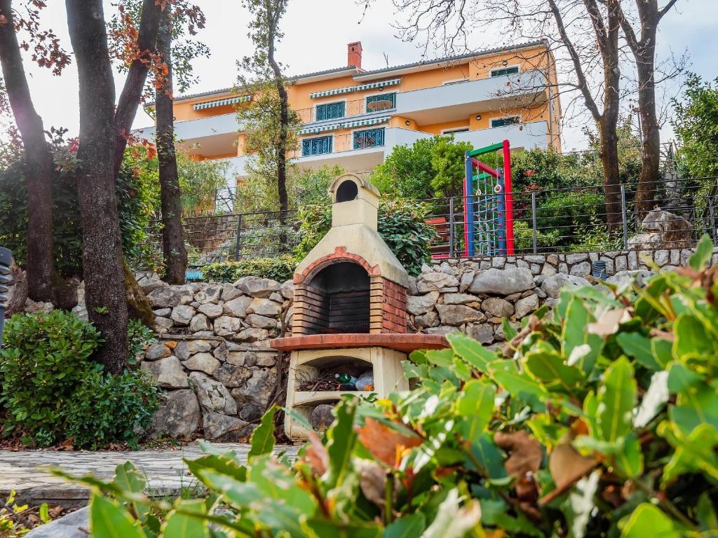 Отель, гостиница Mošćenička Draga, Хорватия, 840 м² - фото 7