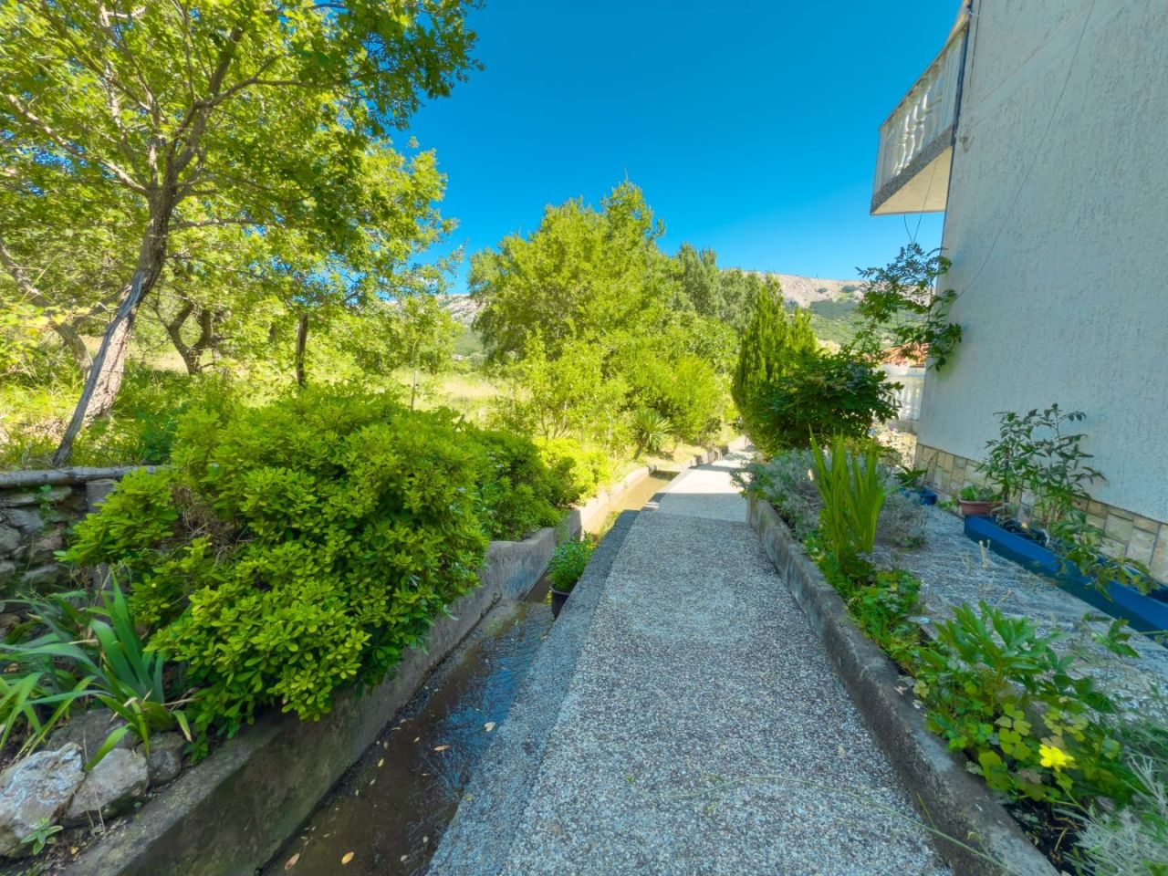 Отель, гостиница Baška, Хорватия, 295 м² - фото 8
