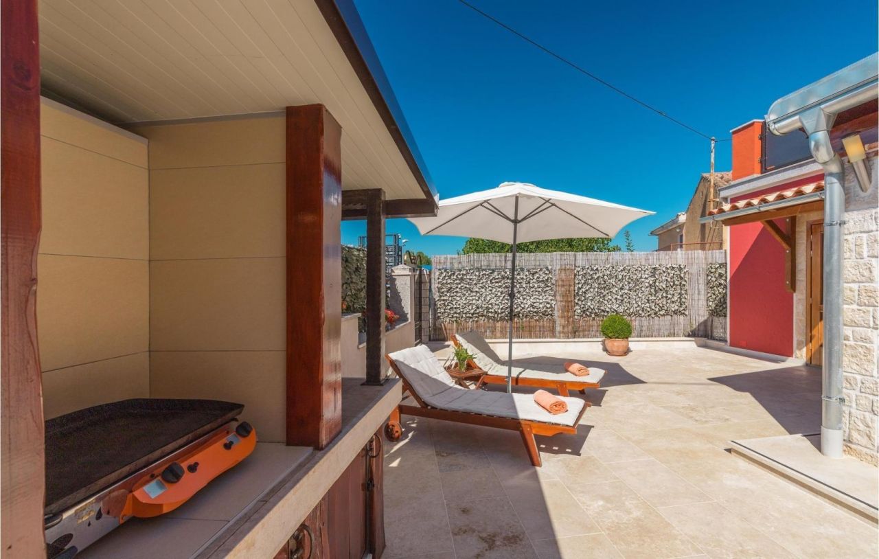 Отель, гостиница в Буйе, Хорватия, 597 м² - фото 9