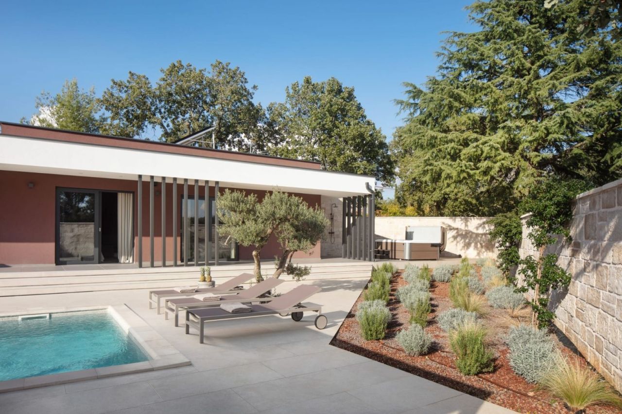 Вилла в Ровини, Хорватия, 200 м² - фото 10