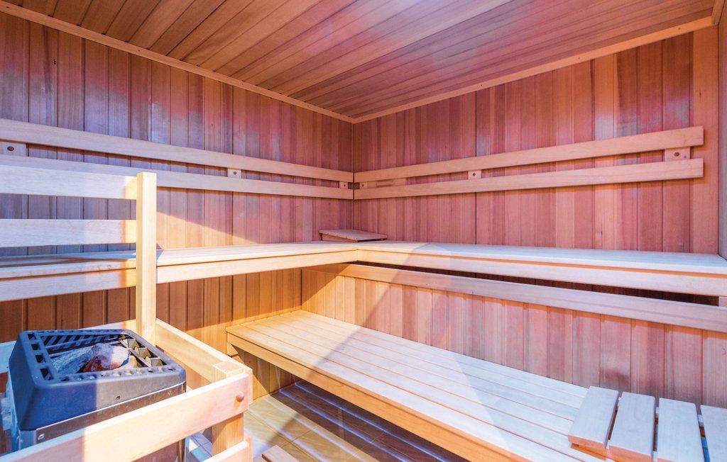 Вилла в Опатии, Хорватия, 489 м² - фото 11