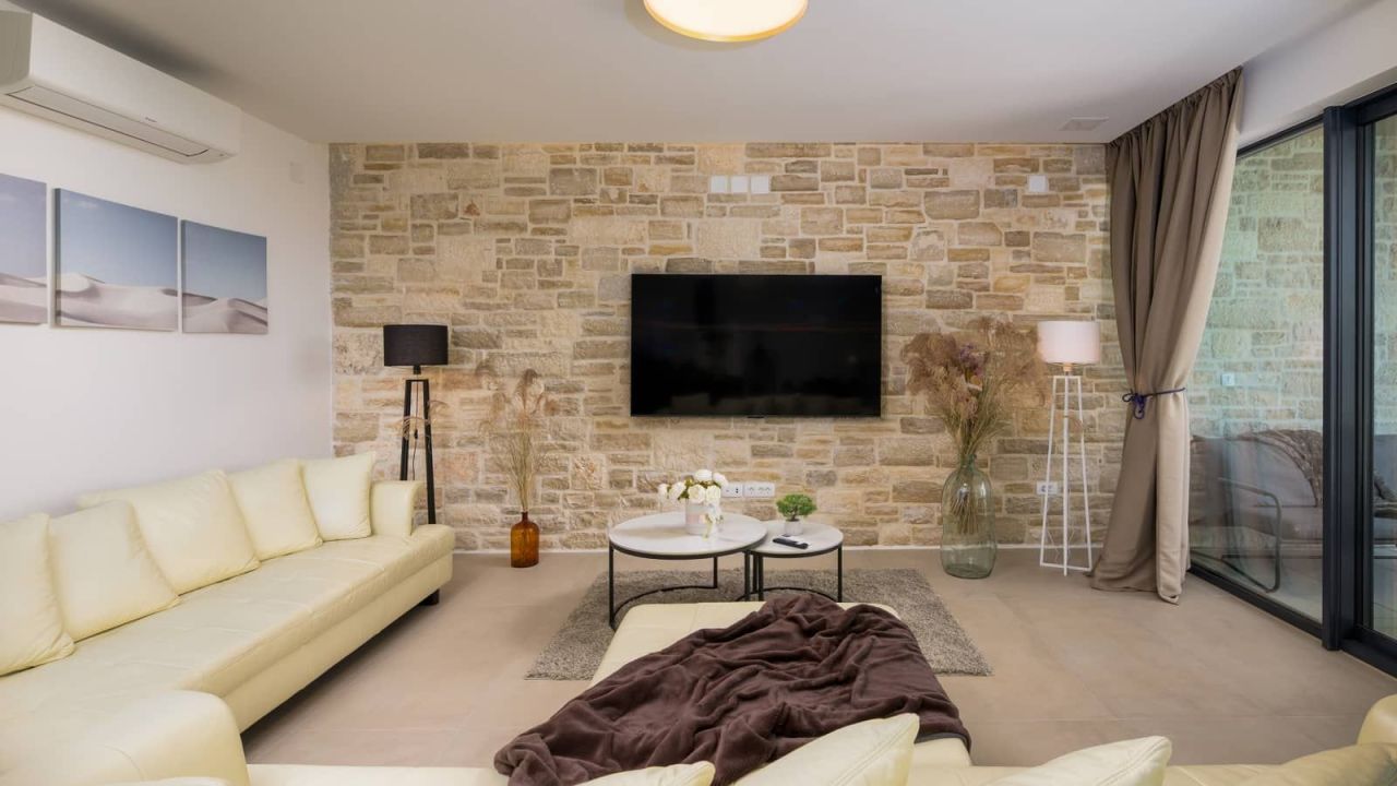 Вилла в Ровини, Хорватия, 250 м² - фото 12