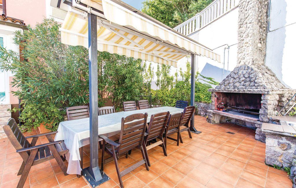 Вилла в Опатии, Хорватия, 489 м² - фото 12