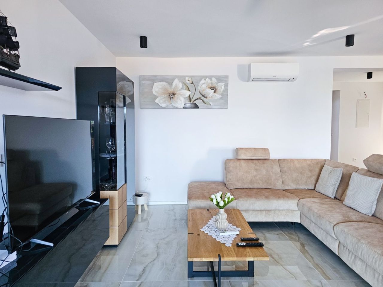 Вилла в Малинска-Дубашнице, Хорватия, 280 м² - фото 13