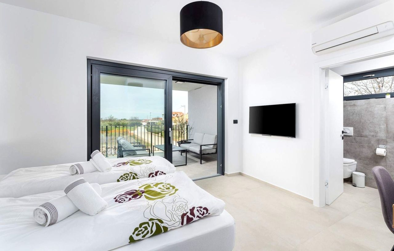 Вилла в Порече, Хорватия, 140 м² - фото 16