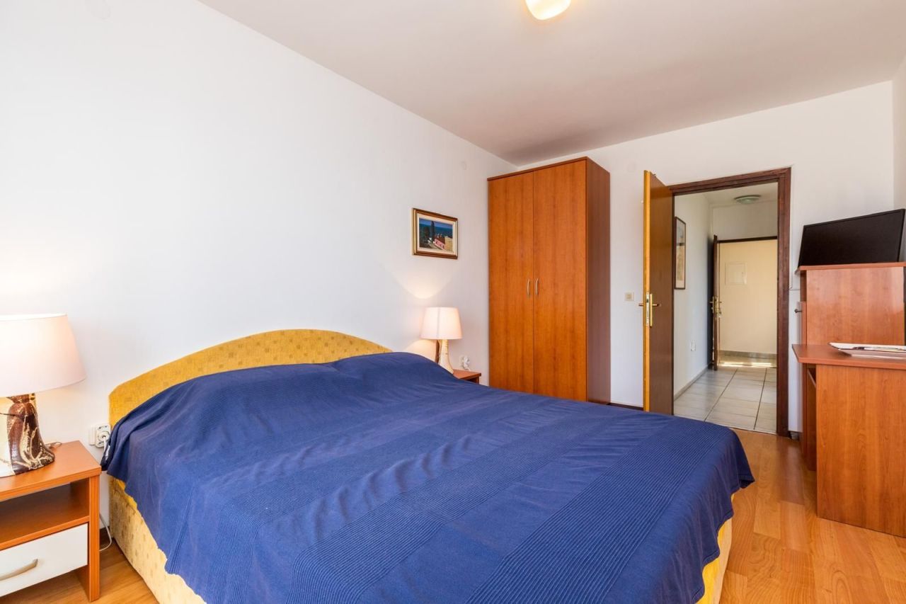 Отель, гостиница Punat, Хорватия, 210 м² - фото 16