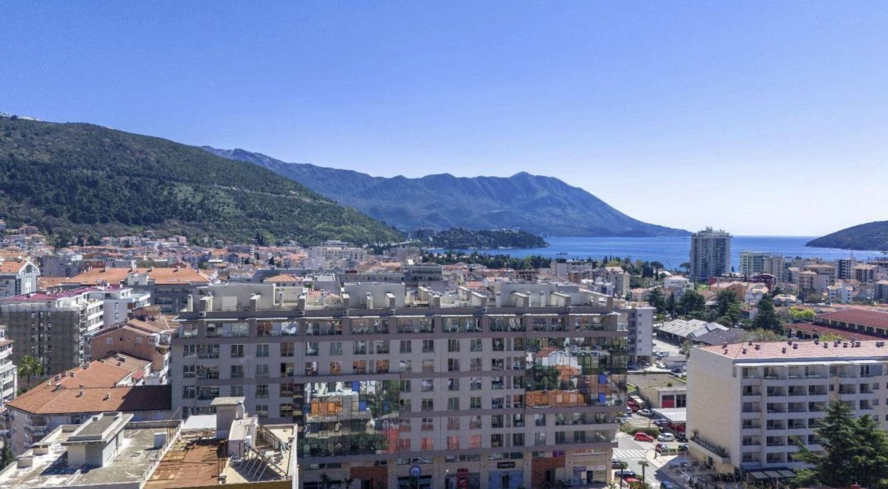 Квартира в Будве, Черногория, 82 м² - фото 2