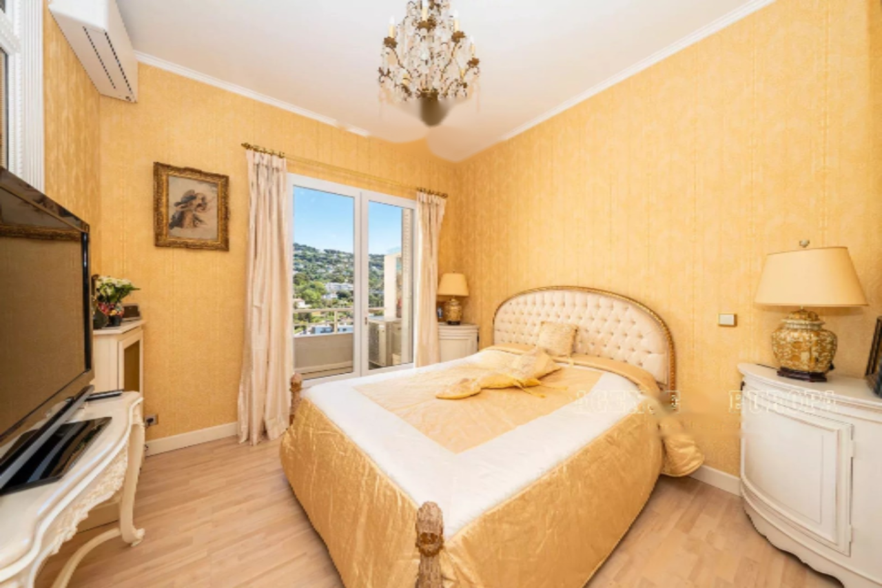 Квартира в Каннах, Франция, 107 м² - фото 8