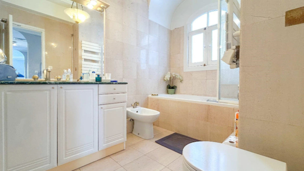 Квартира в Каннах, Франция, 100 м² - фото 11