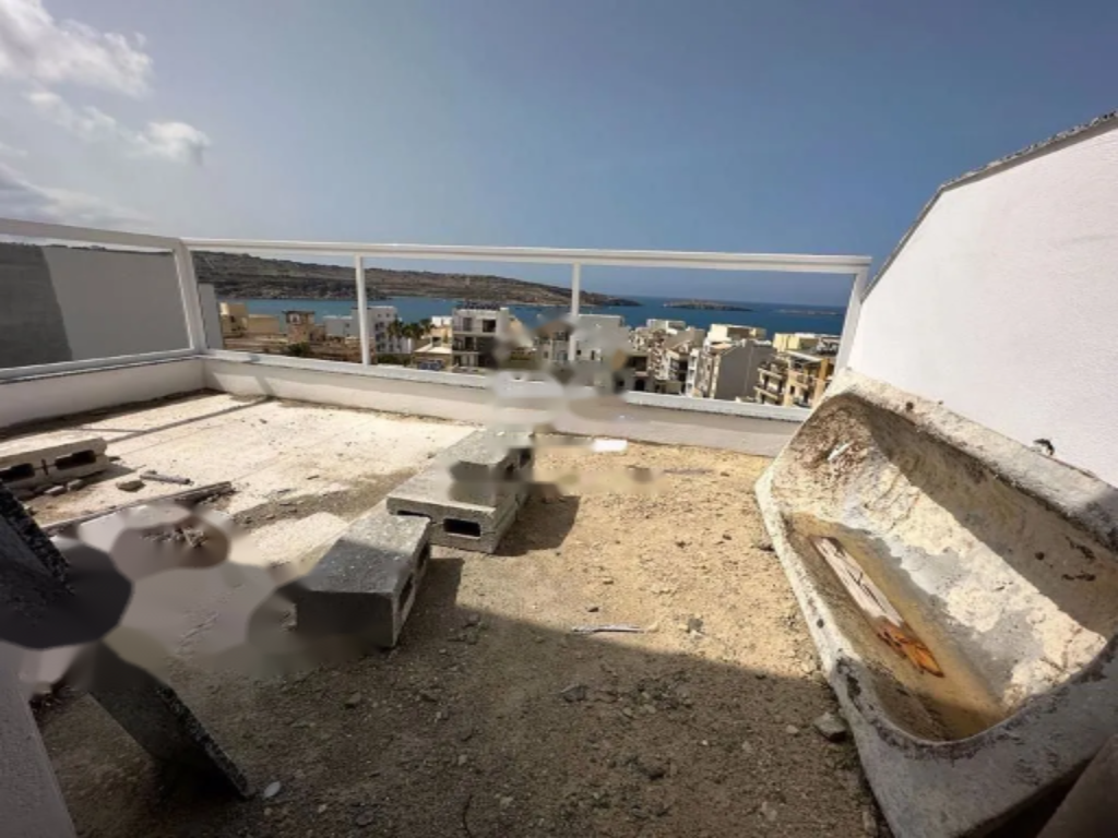 Квартира в Сент-Полс-Бэй, Мальта, 948 м² - фото 11