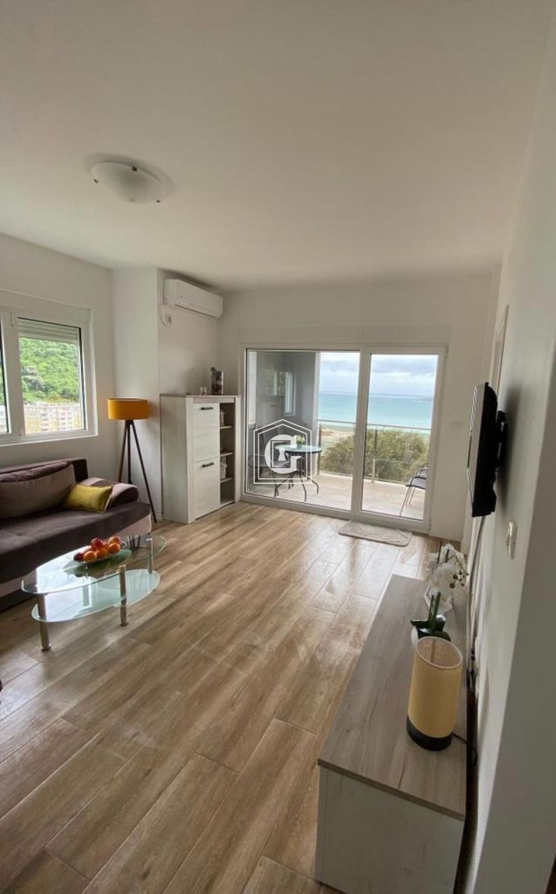 Апартаменты в Рафаиловичах, Черногория, 65 м² - фото 1