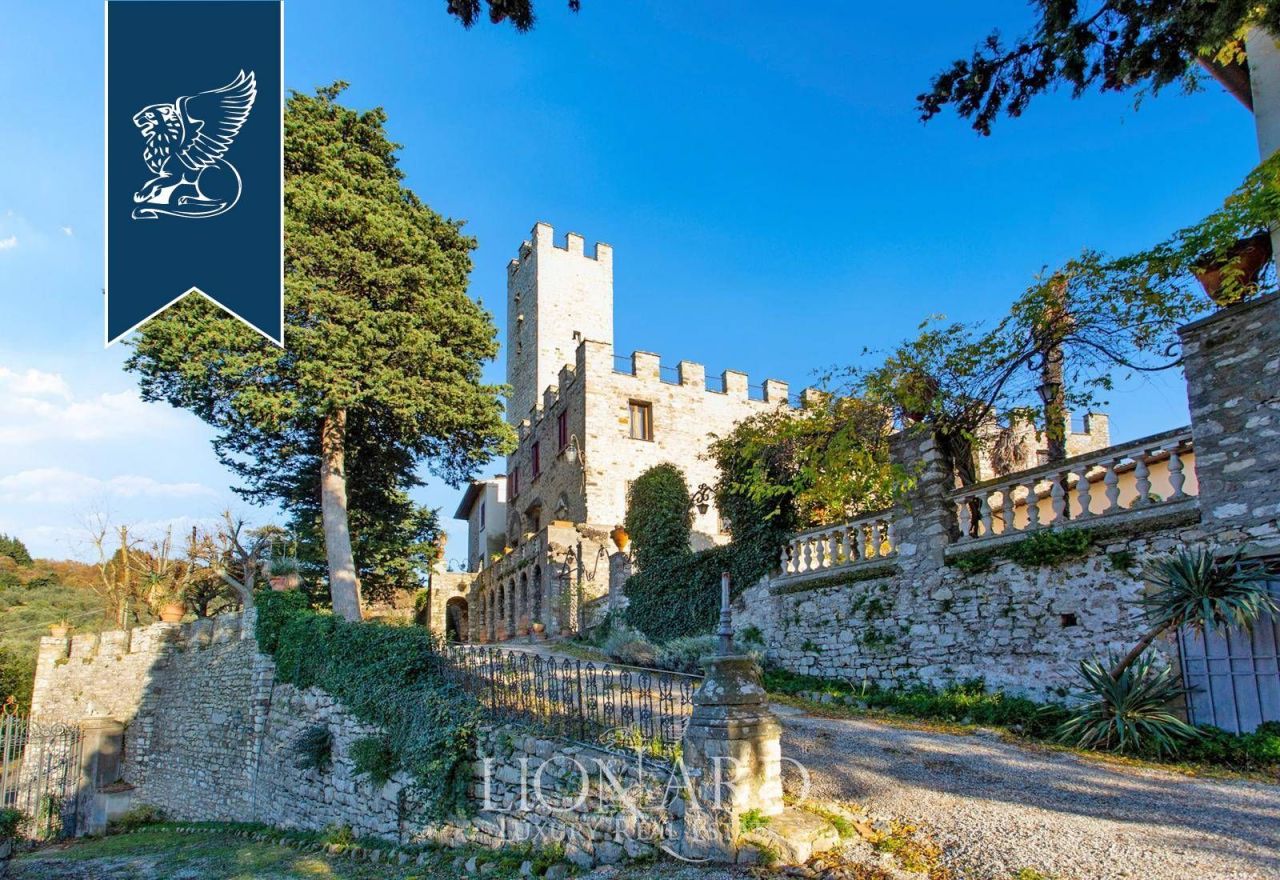 Замок во Флоренции, Италия, 2 700 м² - фото 11