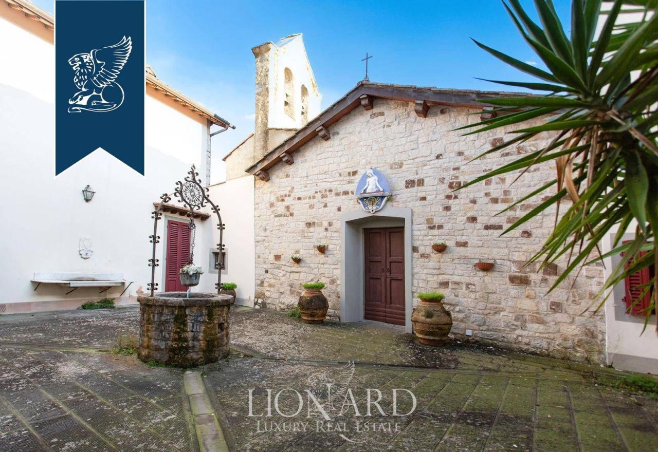 Замок во Флоренции, Италия, 2 700 м² - фото 15