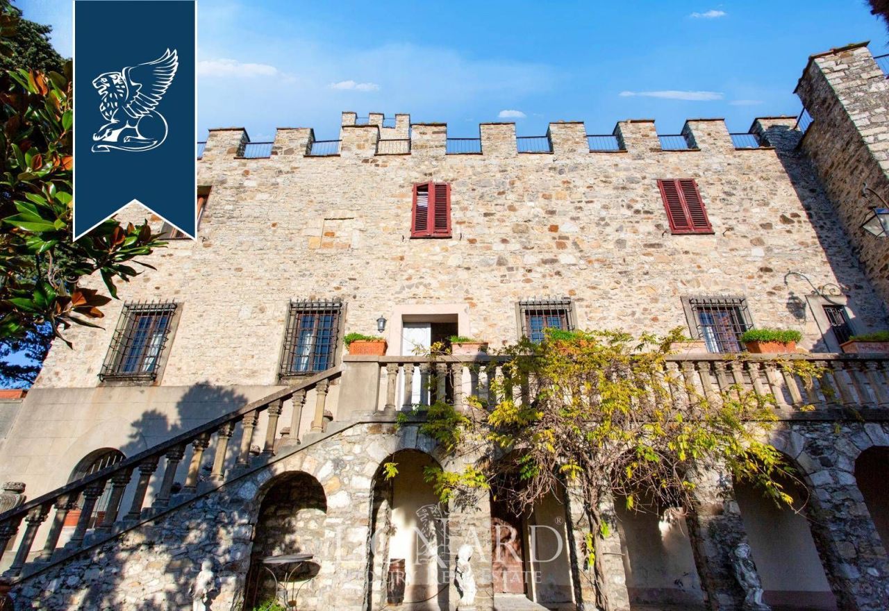 Замок во Флоренции, Италия, 2 700 м² - фото 19