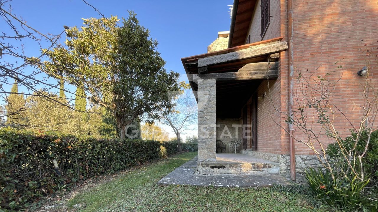 Дом в Монтепульчано, Италия, 406.2 м² - фото 8