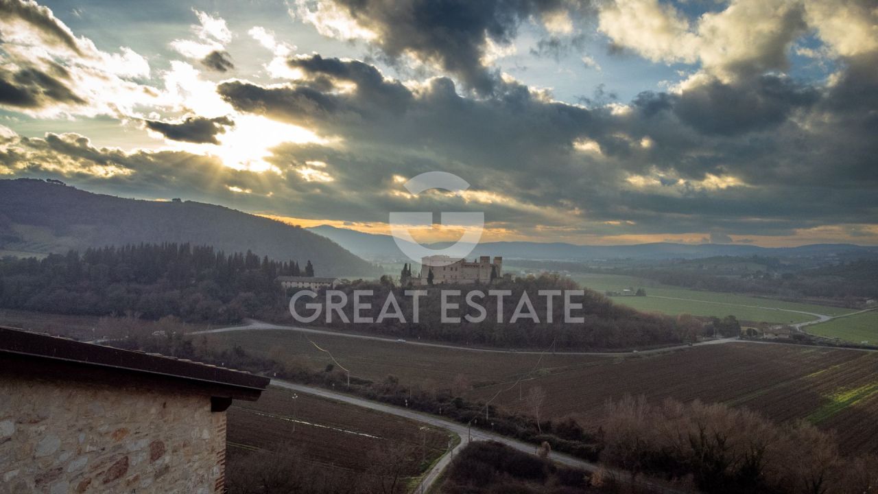 Вилла в Корчано, Италия, 683.25 м² - фото 16