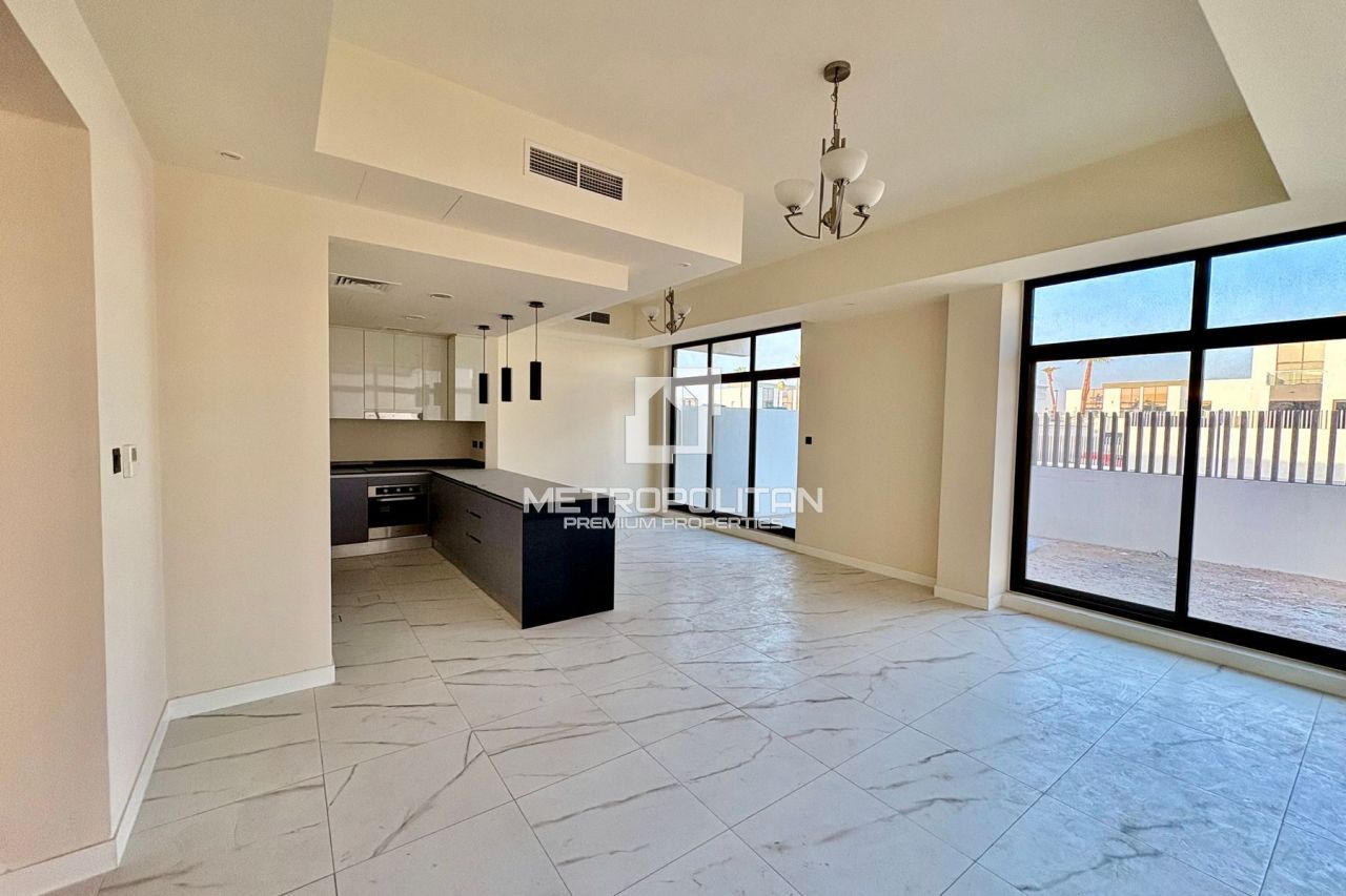 Таунхаус в Дубае, ОАЭ, 296 м² - фото 2