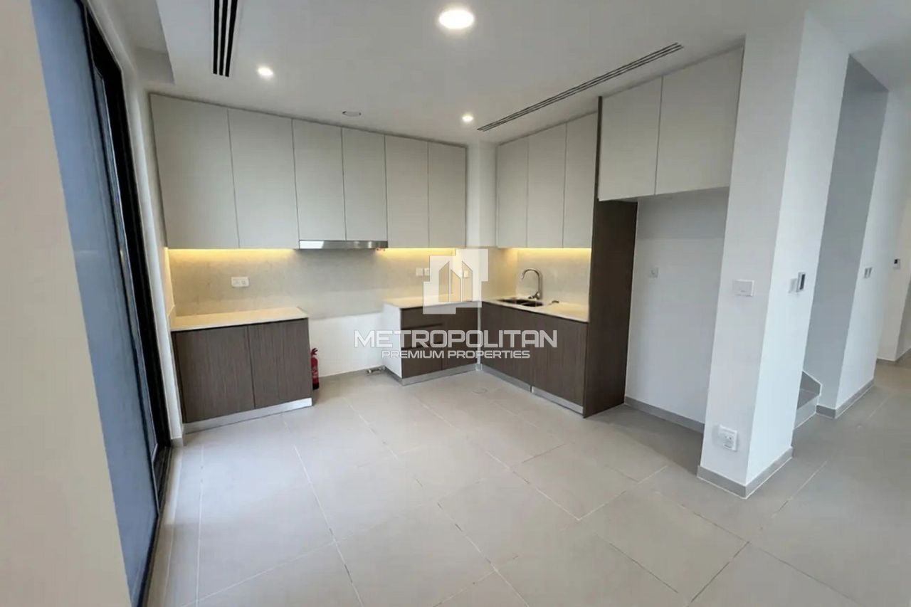 Вилла в Дубае, ОАЭ, 223 м² - фото 2