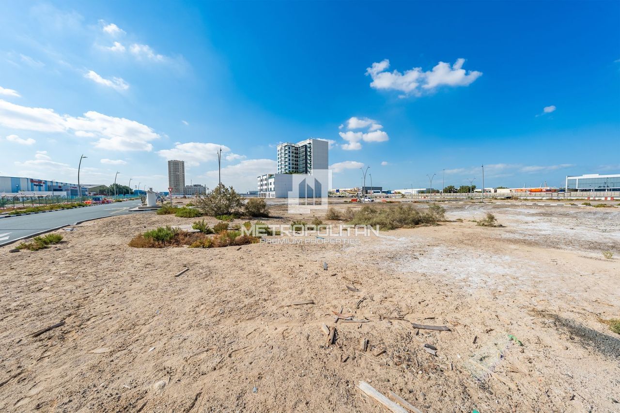 Земля в Дубае, ОАЭ, 1 741 м² - фото 8