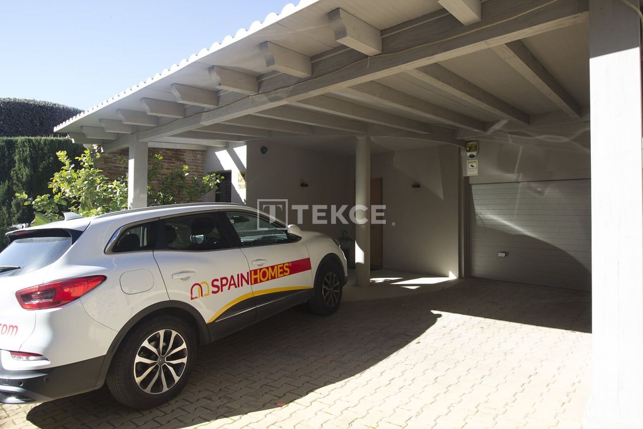 Вилла в Бенальмадене, Испания, 235 м² - фото 6