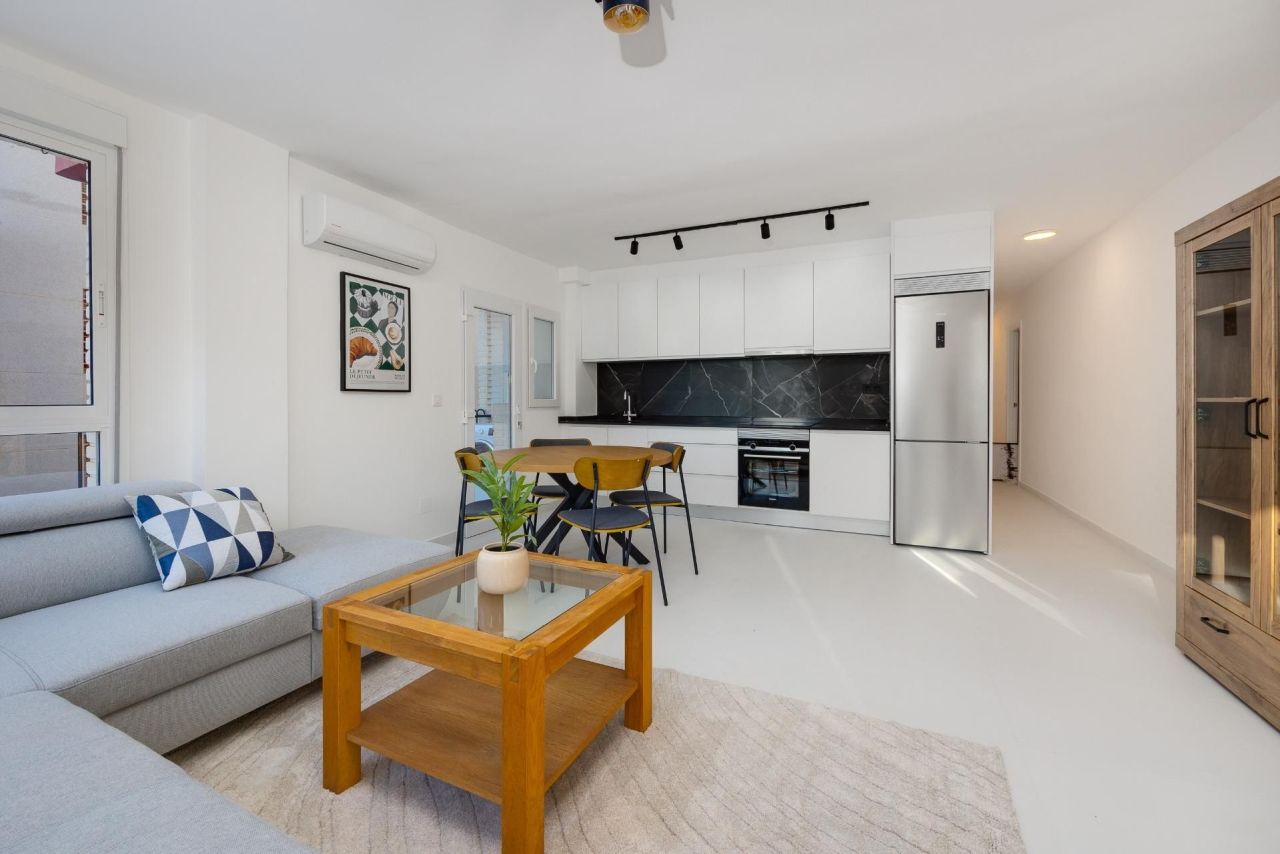 Квартира в Торревьехе, Испания, 102 м² - фото 2