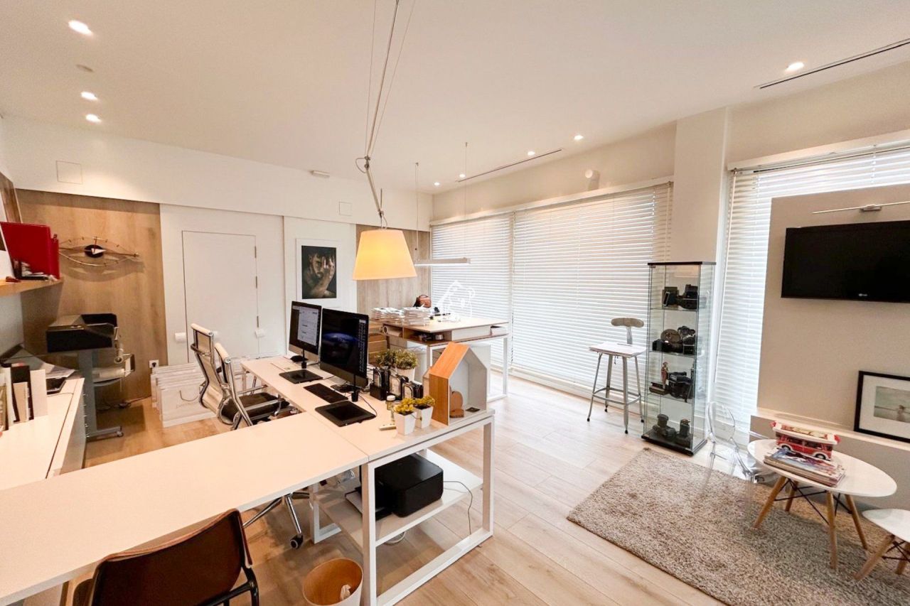 Офис в Сан-Мигель де Салинас, Испания, 90 м² - фото 3