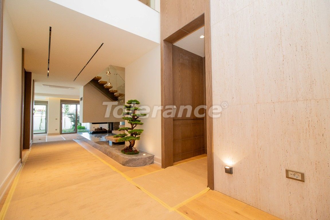 Вилла в Ларе, Турция, 400 м² - фото 17