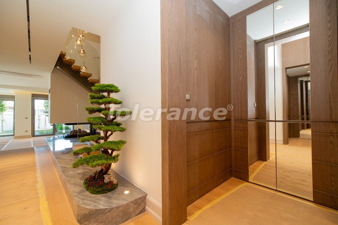 Вилла в Ларе, Турция, 400 м² - фото 18