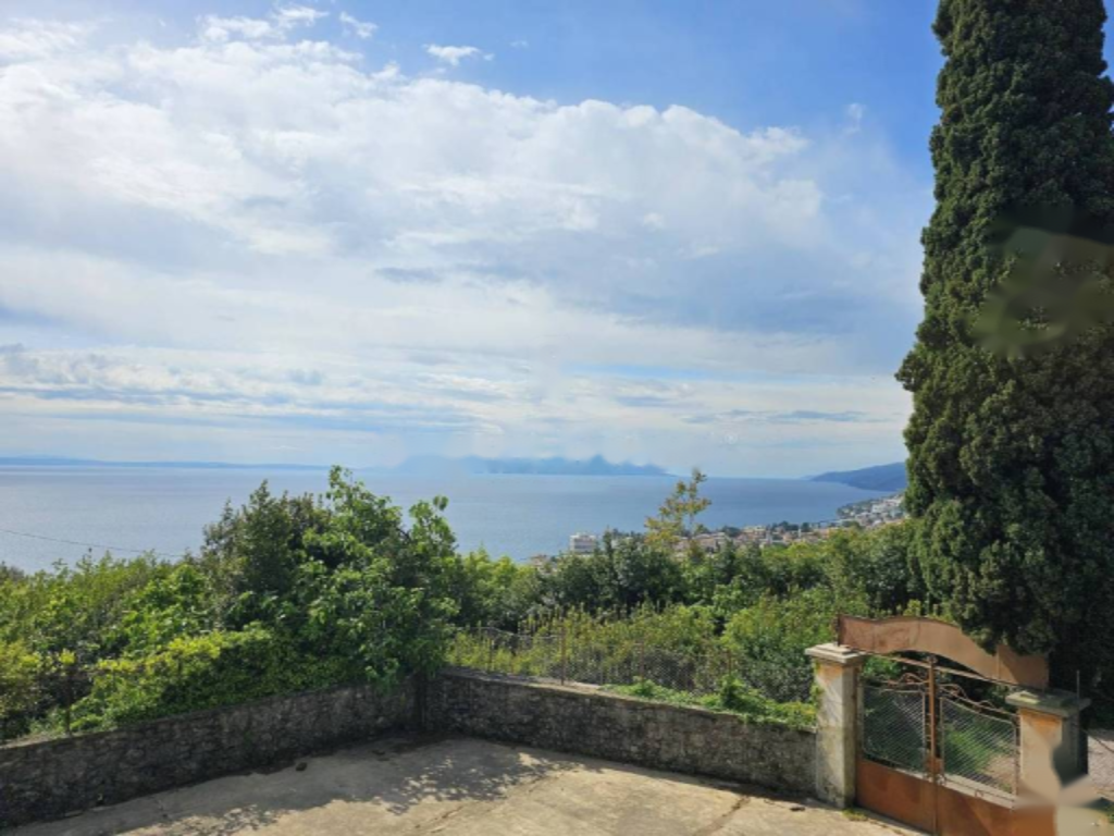 Дом в Опатии, Хорватия, 208 м² - фото 1