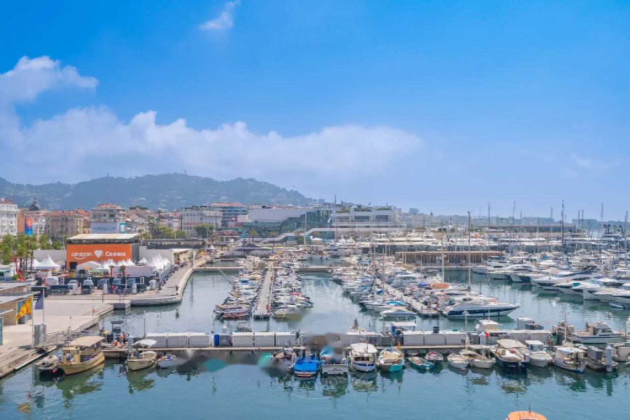 Квартира в Каннах, Франция, 140 м² - фото 1