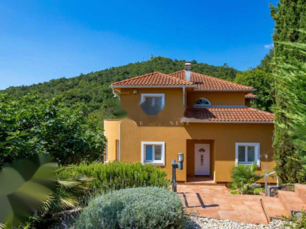 Дом в Опатии, Хорватия, 200 м² - фото 1