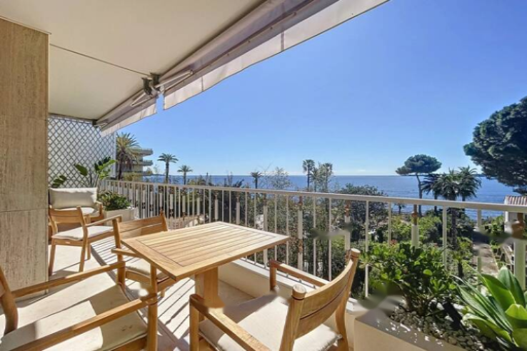 Квартира в Каннах, Франция, 97 м² - фото 1