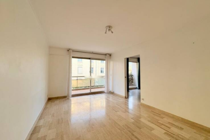 Квартира в Каннах, Франция, 49 м² - фото 1