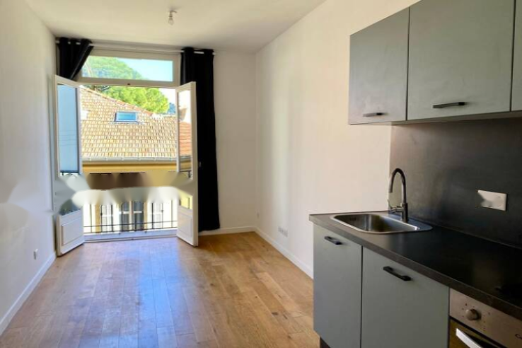 Квартира в Каннах, Франция, 26 м² - фото 1