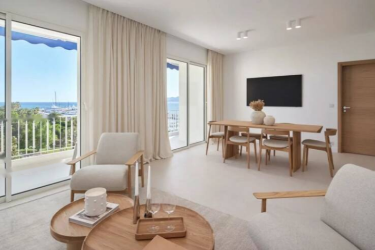 Квартира в Каннах, Франция, 110 м² - фото 1