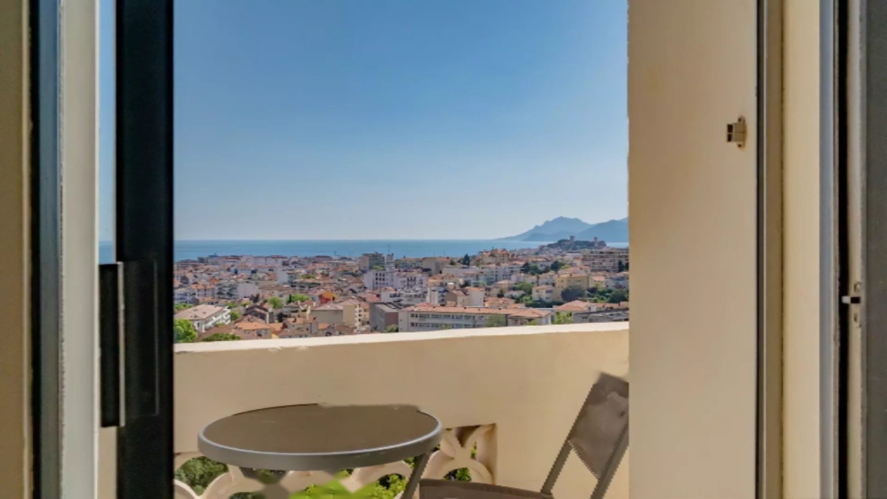 Квартира в Каннах, Франция, 147 м² - фото 1