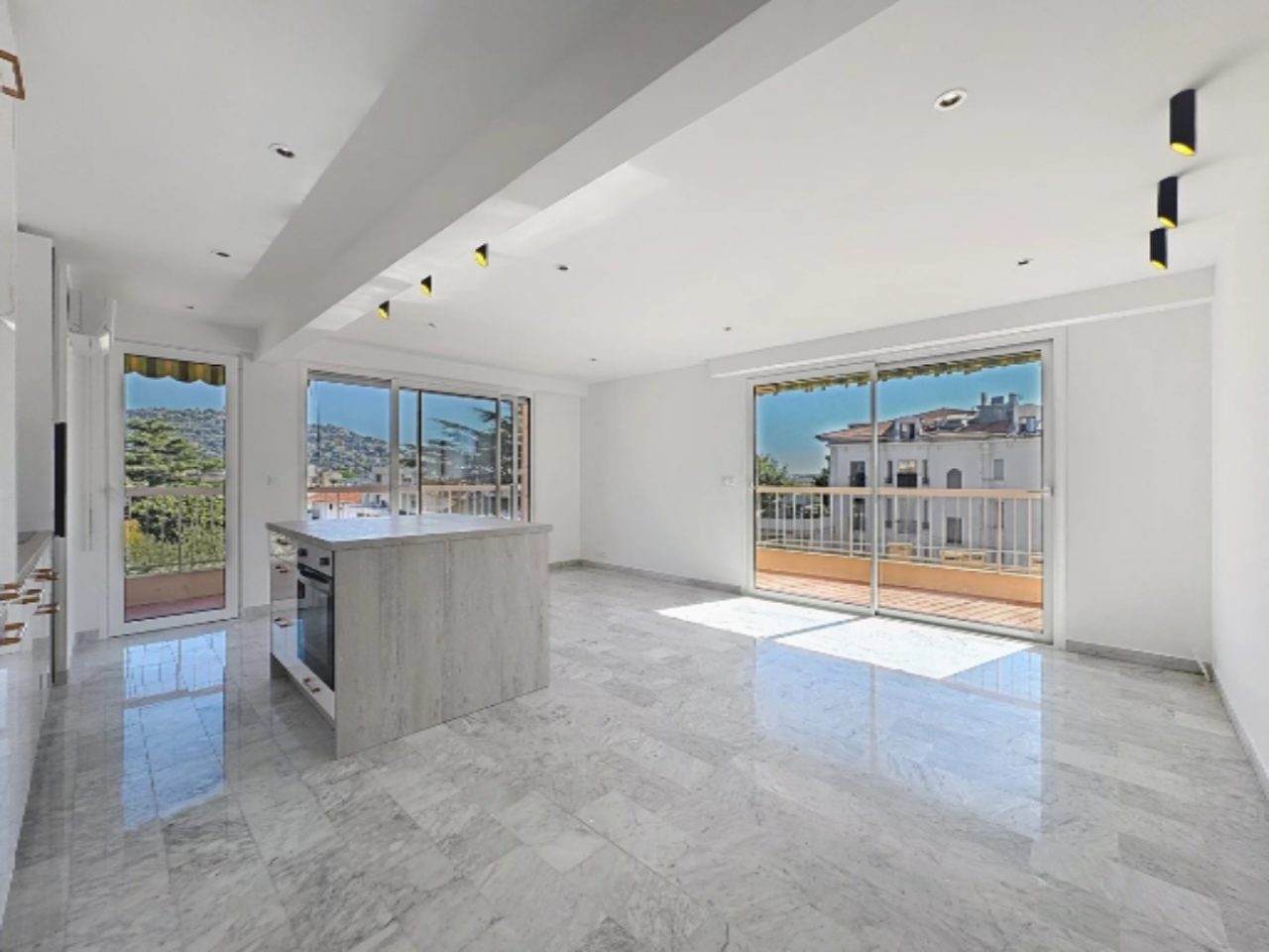 Квартира в Каннах, Франция, 62 м² - фото 1