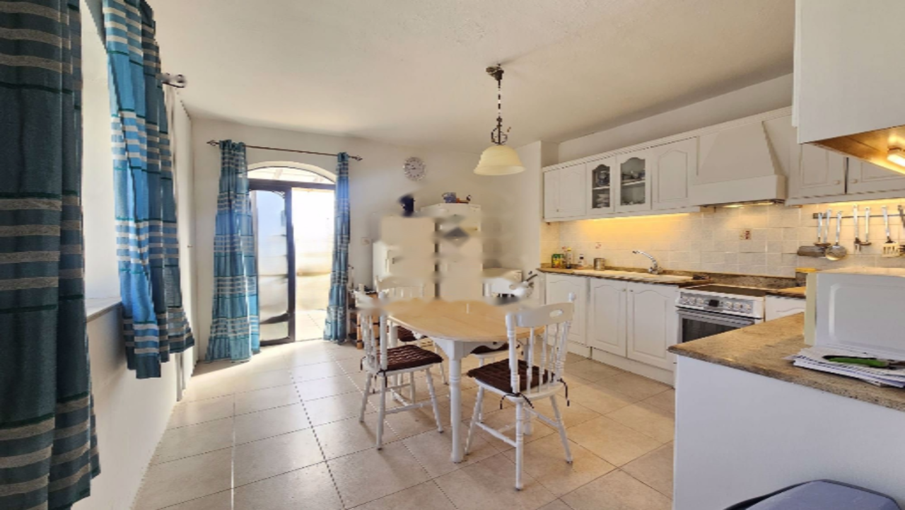 Квартира в Аттарде, Мальта, 116 м² - фото 1