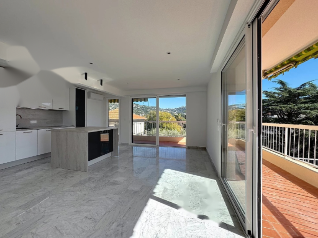 Квартира в Каннах, Франция, 62 м² - фото 2