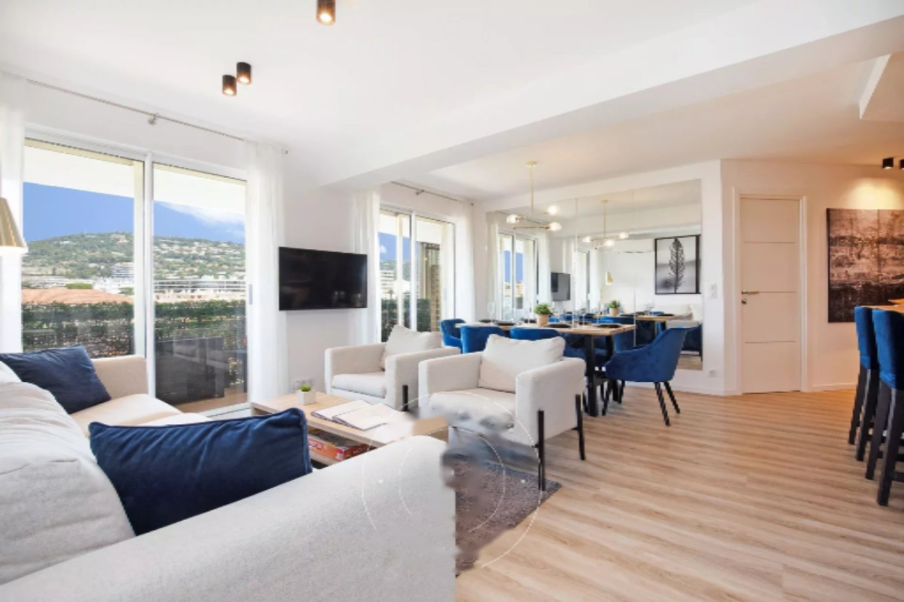 Квартира в Каннах, Франция, 81 м² - фото 2